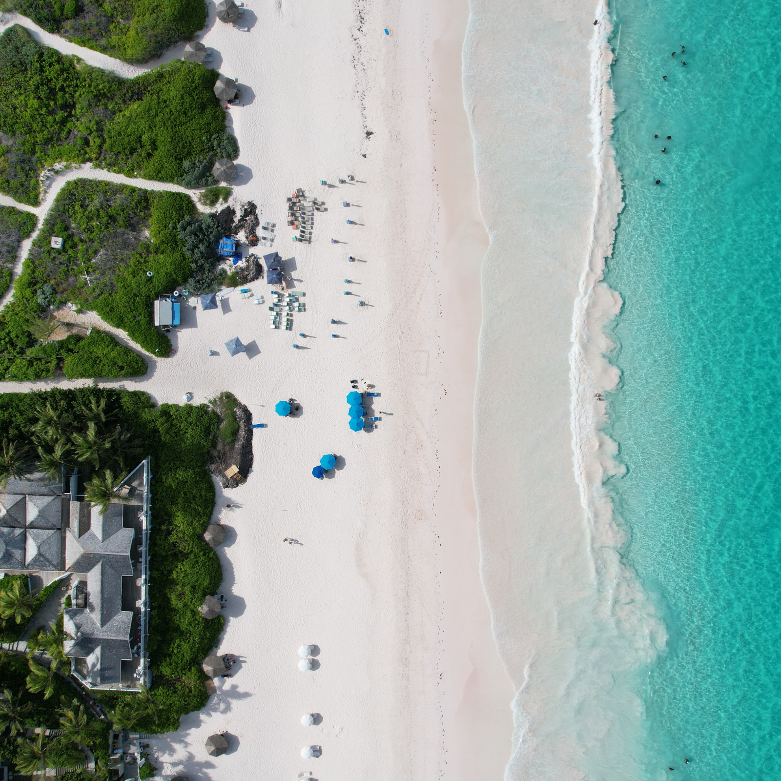 Dreamy locations #bahamas #harbourisland #harbourislandbahamas #bikini